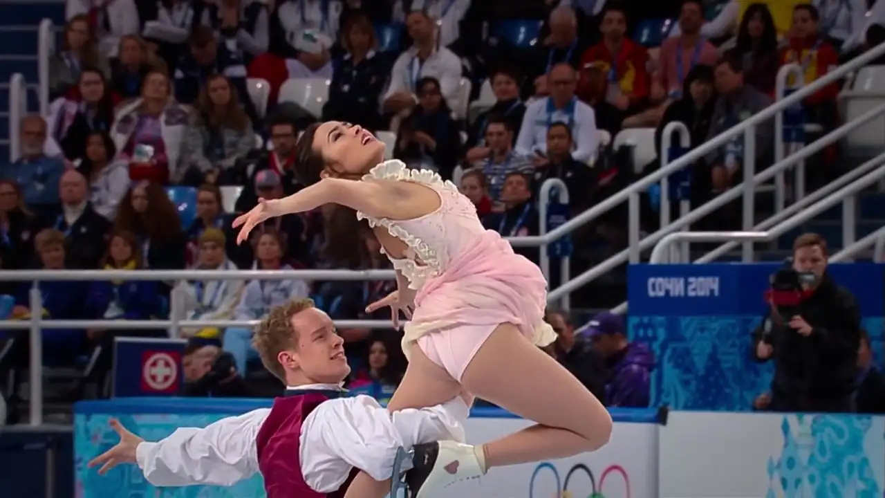 Glitter & Gold: Ice Dancing Screenshot 1