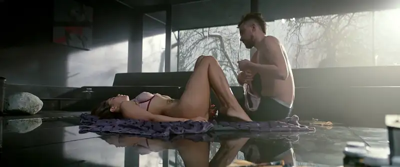 NAUGHTY GIRL Screenshot 6