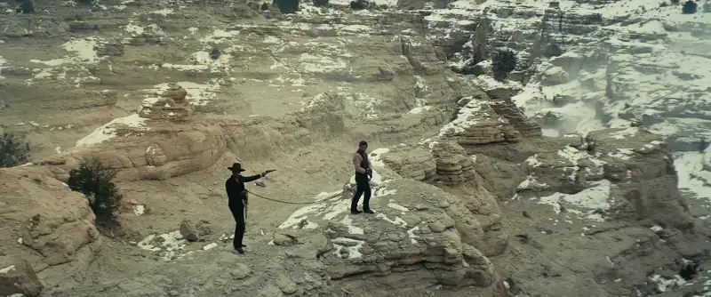 Surrounded Screenshot 2