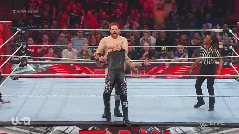 WWE Monday Night Raw – 21st November Screenshot 2