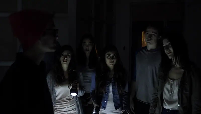 Against the Night Screenshot 2