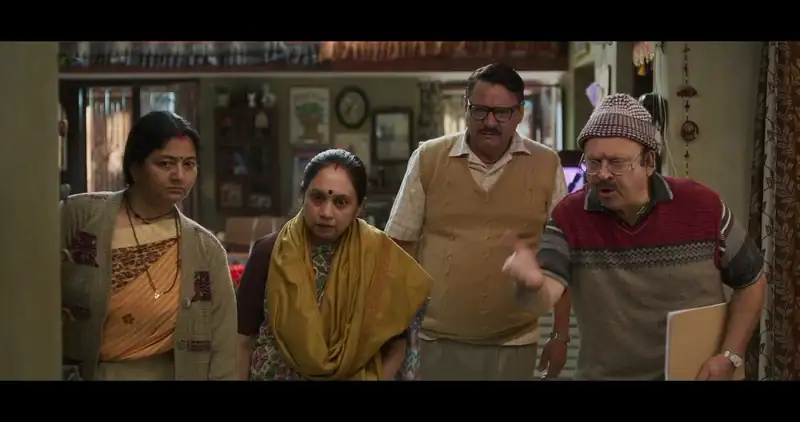 Zara Hatke Zara Bachke Screenshot 3