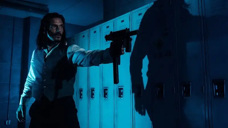 Copshop Screenshot 2
