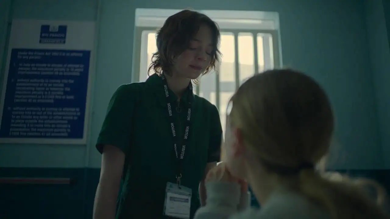 A Good Girl’s Guide to Murder / अ गुड गर्ल्स गाइड टू मर्डर Screenshot 2