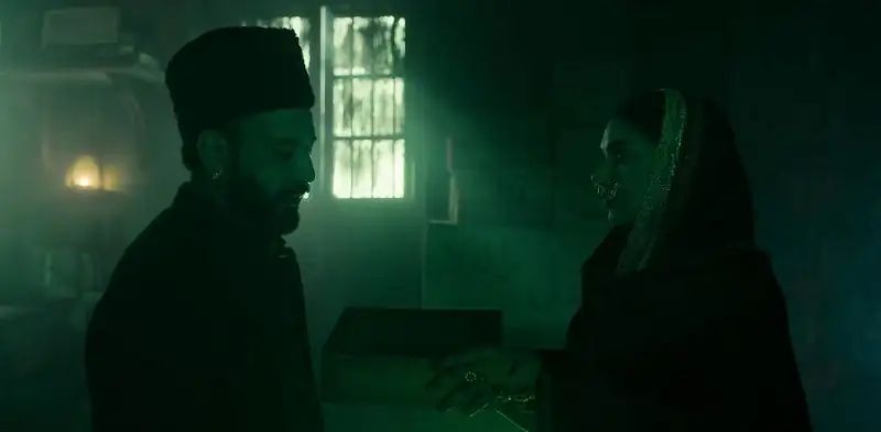 Heeramandi: The Diamond Bazaar / (हीरामंडी) Screenshot 3