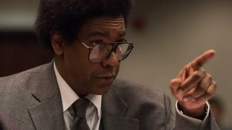 Roman J. Israel, Esq. Screenshot 2