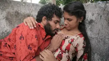 Vaishnavi Romance in Outdoor Screenshot 3