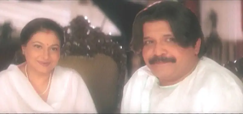 Chori Chori (चोरी चोरी) Screenshot 4 Chori Chori (चोरी चोरी) Screenshot 4