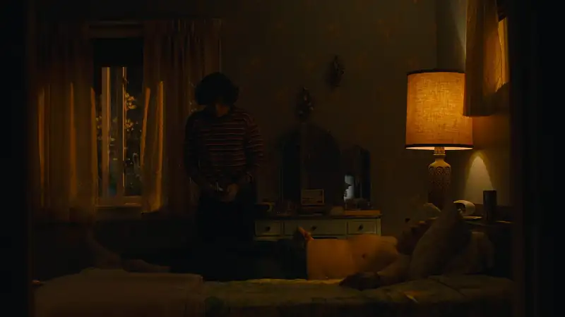 The Crowded Room Screenshot 2