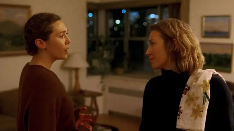 His Three Daughters Screenshot 5