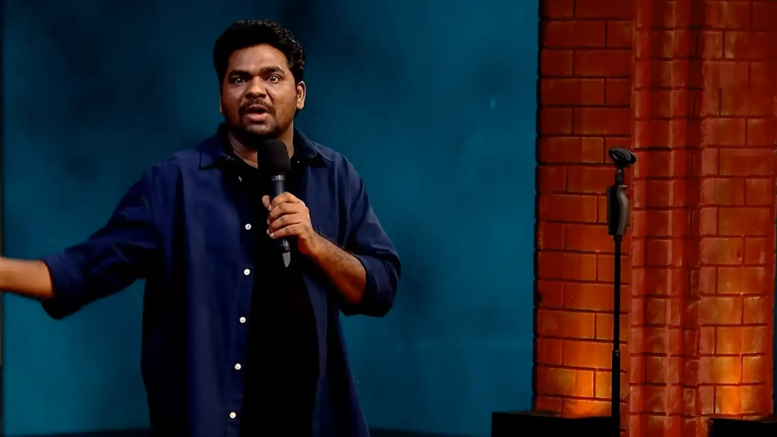 Zakir Khan Kaksha Gyaarvi Screenshot 1 Zakir Khan Kaksha Gyaarvi Screenshot 1