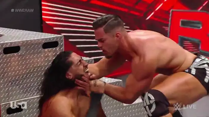 WWE Monday Night Raw [30th May] Screenshot 2