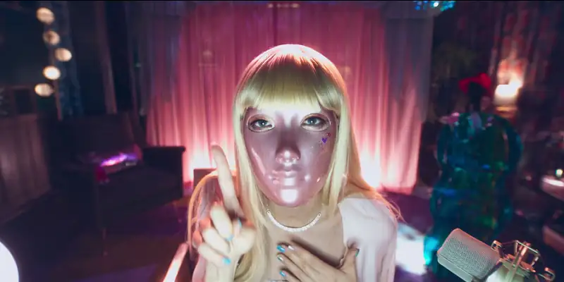 Mask Girl Screenshot 1 Mask Girl Screenshot 1