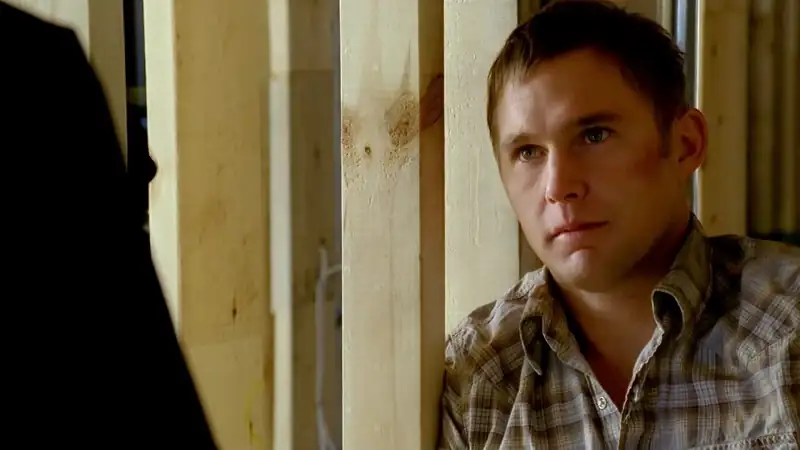 Love Lies Bleeding Screenshot 2