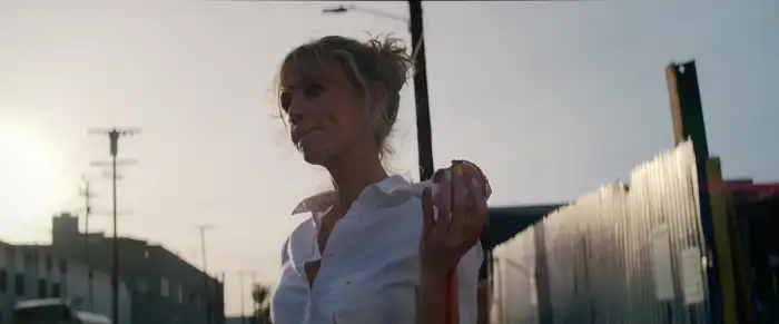 Promising Young Woman Screenshot 2