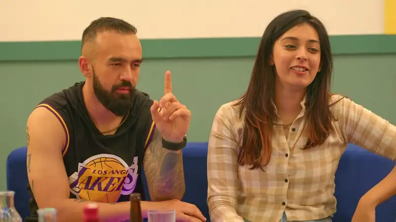 IRL: In Real Love Screenshot 2