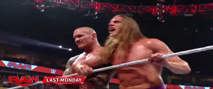 WWE Monday Night Raw [25 April] Screenshot 2