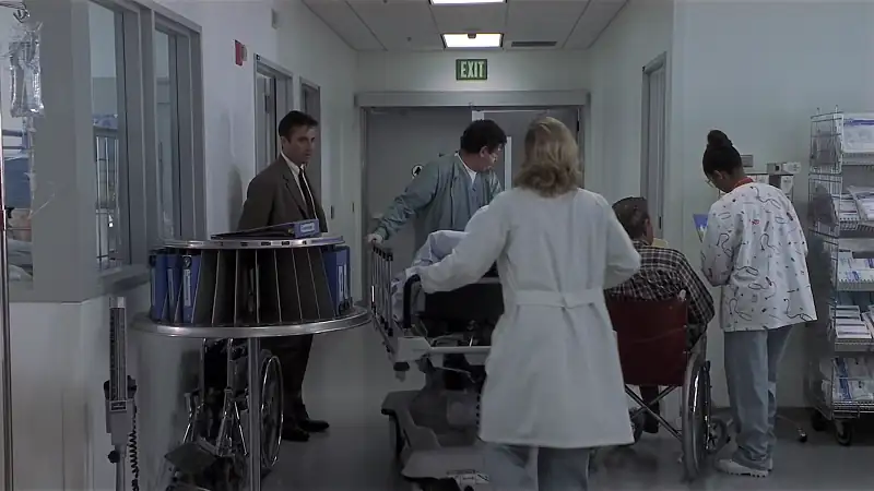 Desperate Measures Screenshot 1