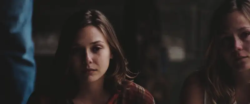 Martha Marcy May Marlene Screenshot 2