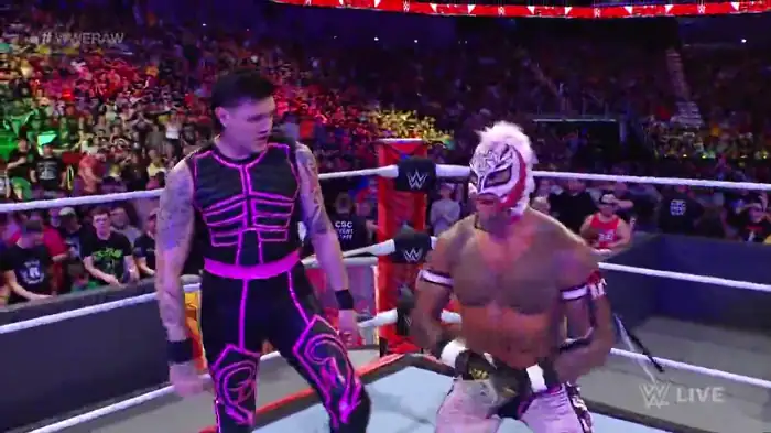 WWE Monday Night Raw [30th May] Screenshot 1