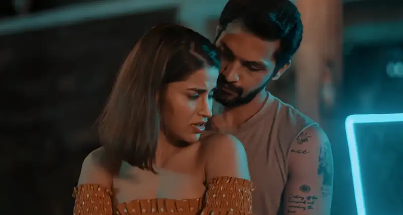 Kaisa Yeh Fitoor Screenshot 5
