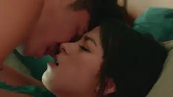 Us X Her Screenshot 4