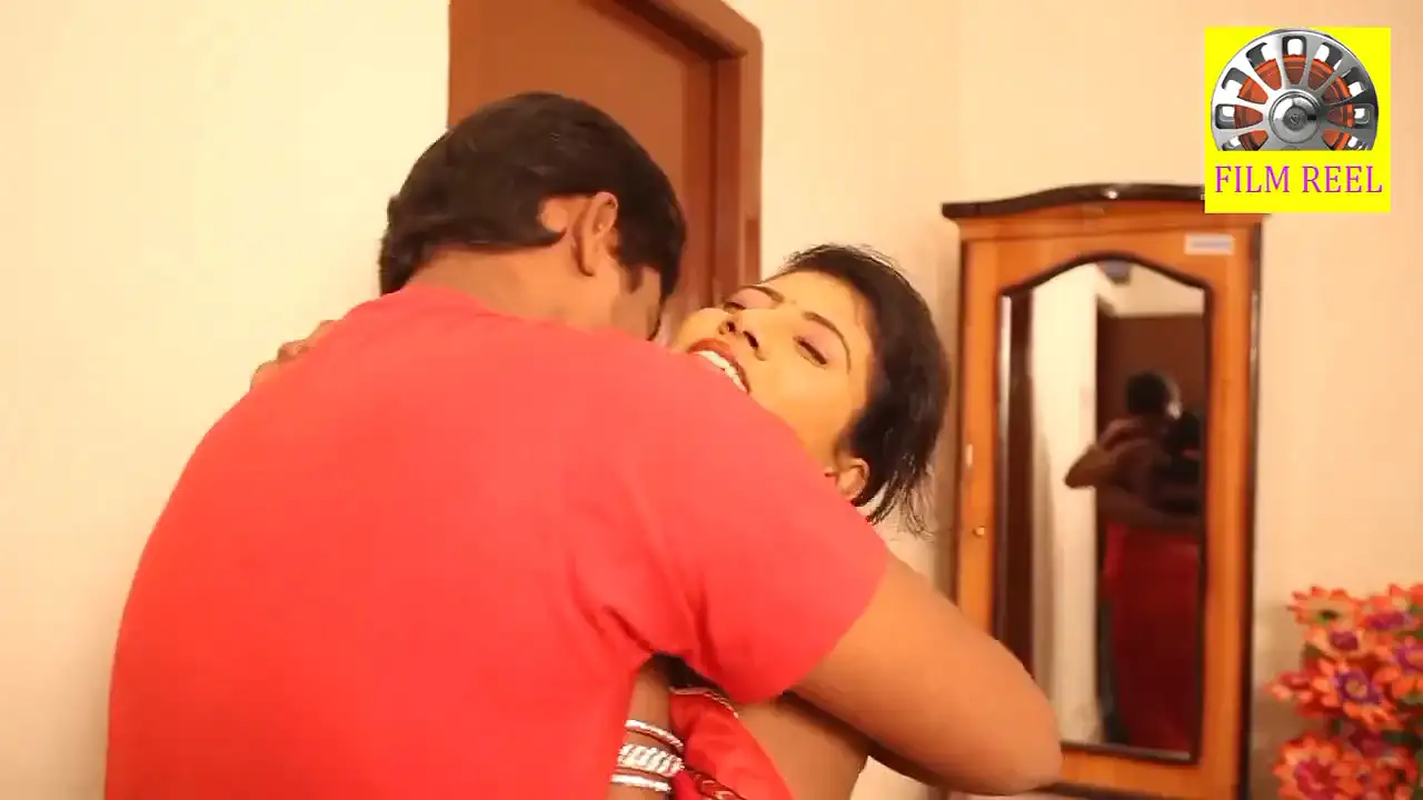 Shriya Bhabhi Screenshot 3