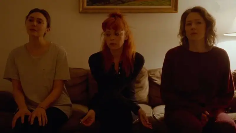 His Three Daughters Screenshot 1