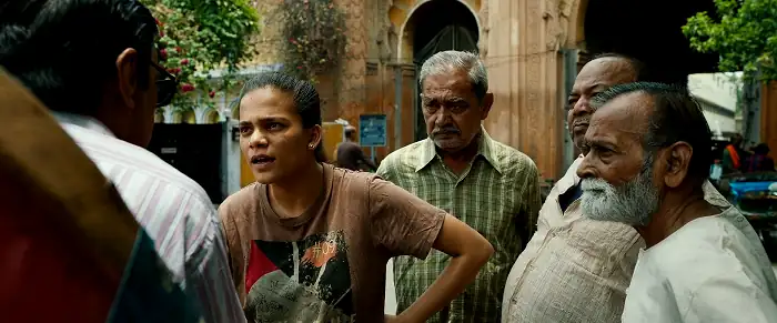 Gulabo Sitabo (गुलाबो सिताबो) Screenshot 5