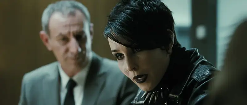 The Girl with the Dragon Tattoo Screenshot 2