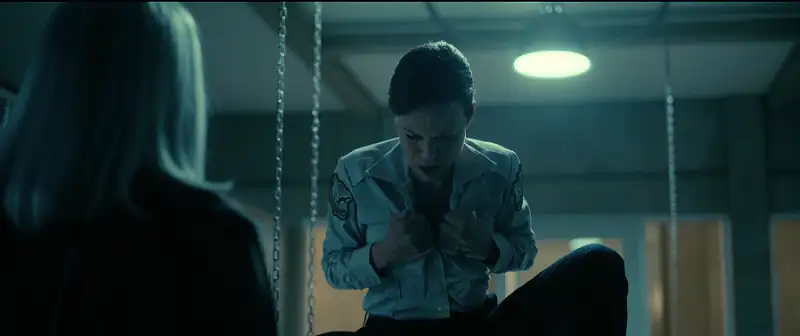 The Fall of the House of Usher – “द फ़ॉल ऑफ़ द हाउस ऑफ़ अशर” Screenshot 4
