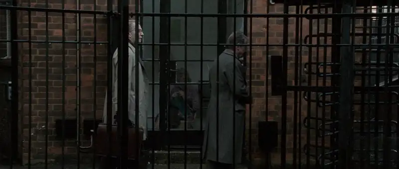 Tinker Tailor Soldier Spy Screenshot 4