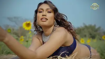 Sultry Swati Screenshot 2