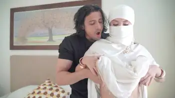 Niqabi Wife Screenshot 1