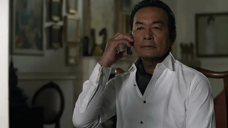 A Stranger in Paradise Screenshot 2 A Stranger in Paradise Screenshot 2