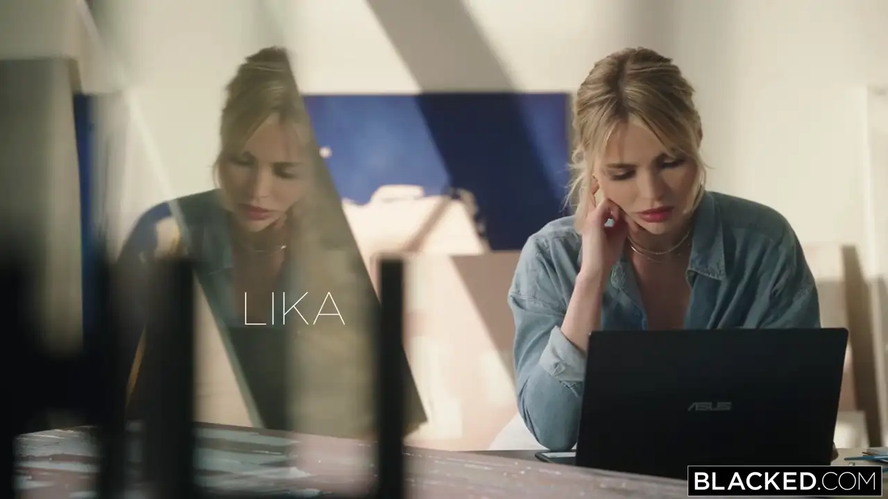 Scorned Lika Shows Cheater Hubby What Hes Missing Screenshot 1