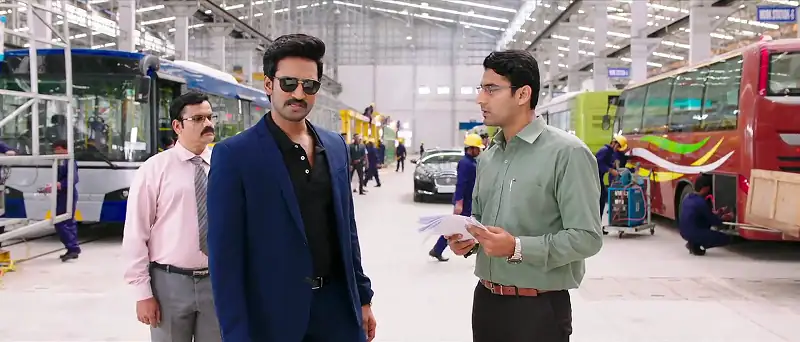 Yevadu 3 – Agnyaathavaasi Screenshot 2