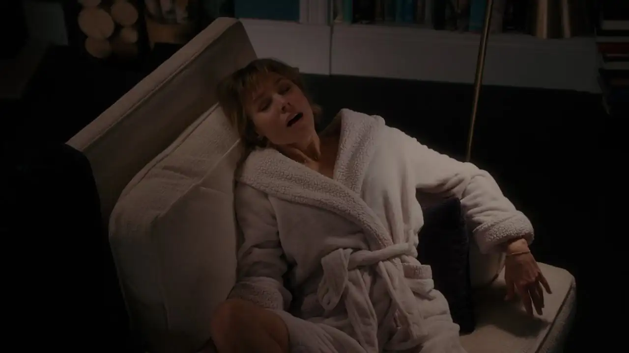 The Woman in the House Across the Street from the Girl in the Window Screenshot 4