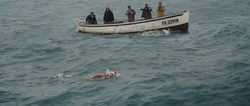 Young Woman and the Sea Screenshot 4
