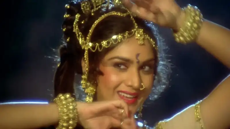 Nache Nagin Gali Gali (नाचे नागिन गली गली) Screenshot 3