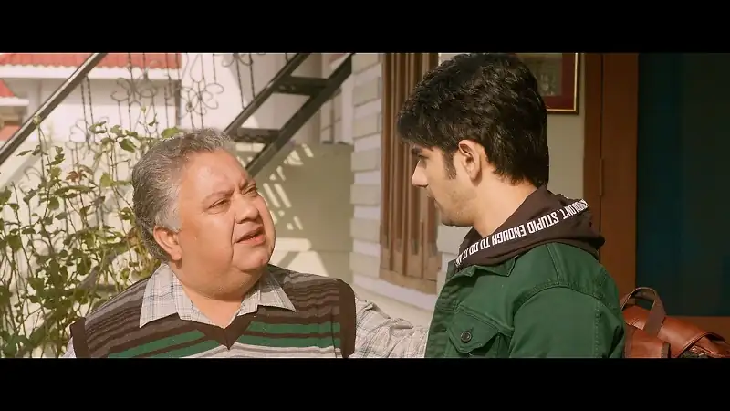 Middle Class Love Screenshot 3