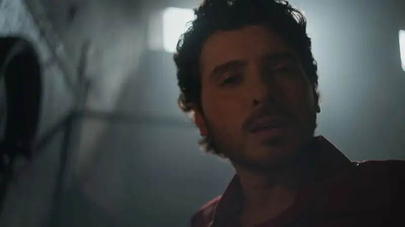 Mirzapur Screenshot 8