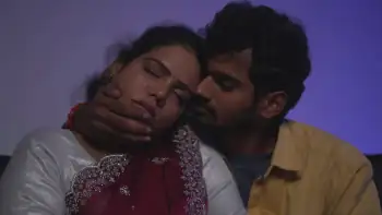 Mudhal Sambavam Screenshot 1