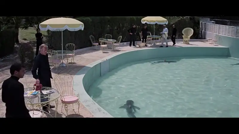 Sharksploitation Screenshot 3
