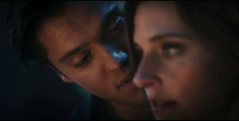 Fall for Me Screenshot 1