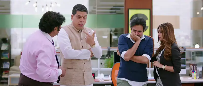 Yevadu 3 – Agnyaathavaasi Screenshot 3
