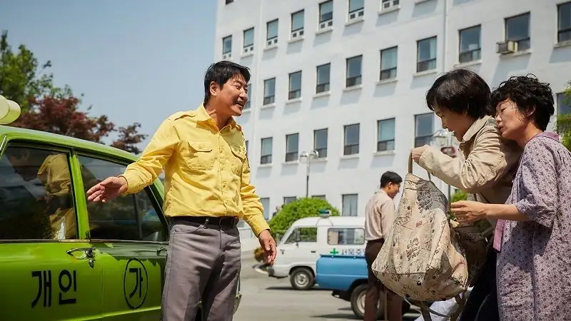 A Taxi Driver / Original title: Taeksi woonjunsa Screenshot 2 A Taxi Driver / Original title: Taeksi woonjunsa Screenshot 2