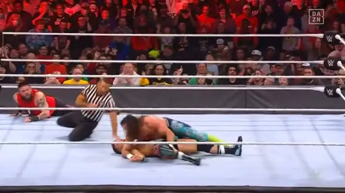 WWE Monday Night Raw 28 February Screenshot 2