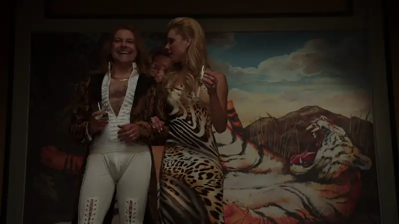 Hot Tub Time Machine 2 Screenshot 1
