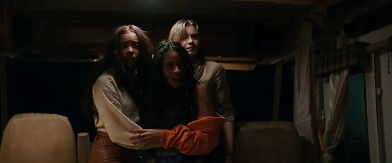 Don’t Turn Out the Lights Screenshot 2